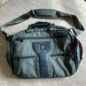 T-Tech by Tumi Boarding Ballistic Tote Duffel Bag Gray Carry On Weekender